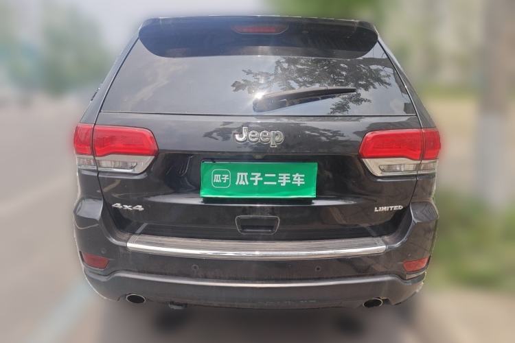 Used Jeep Grand Cherokee 2014 3.0L Comfort Navigation Edition Rear