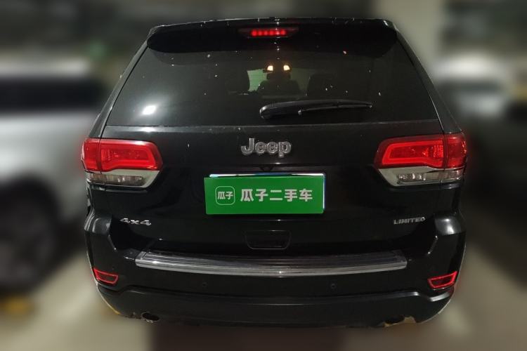 Used Jeep Grand Cherokee 2014 3.6L Elite Navigation Edition Rear