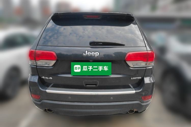Used Jeep Grand Cherokee 2014 3.6L Elite Navigation Edition Rear