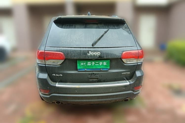 Used Jeep Grand Cherokee 2014 3.0L Comfort Navigation Edition Rear