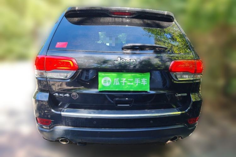 Used Jeep Grand Cherokee 2014 3.0L Comfort Navigation Edition Rear