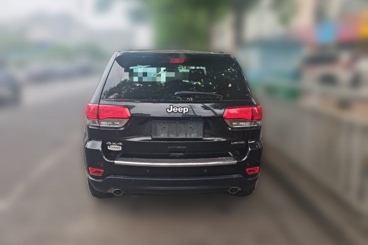 Used Jeep Grand Cherokee 2014 3.0L Comfort Navigation Edition Rear