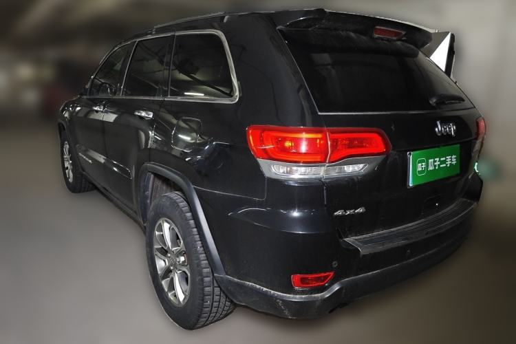 Used Jeep Grand Cherokee 2014 3.0L Comfort Navigation Edition Rear Left 45 Deg