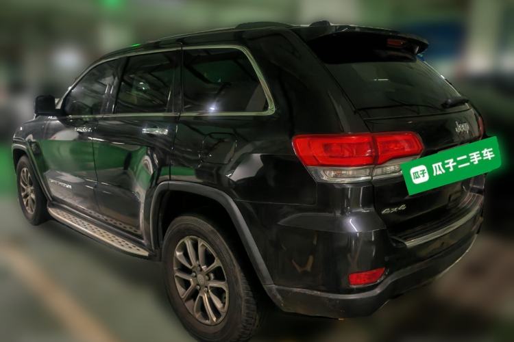 Used Jeep Grand Cherokee 2014 3.0L Comfort Navigation Edition Rear Left 45 Deg