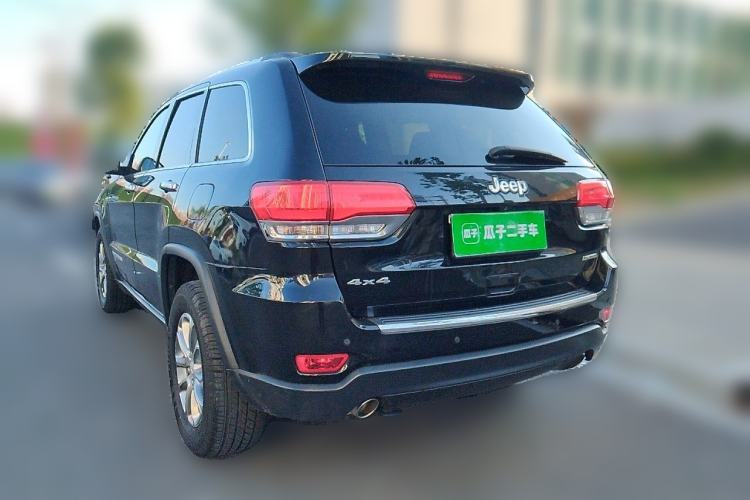 Used Jeep Grand Cherokee 2014 3.0L Comfort Navigation Edition Rear Left 45 Deg