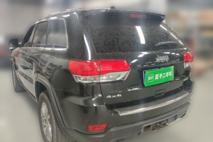 Used Jeep Grand Cherokee 2014 3.6L Comfort Navigation Edition Rear Left 45 Deg