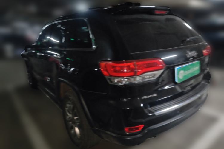 Used Jeep Grand Cherokee 2014 3.0L Comfort Navigation Edition Rear Left 45 Deg