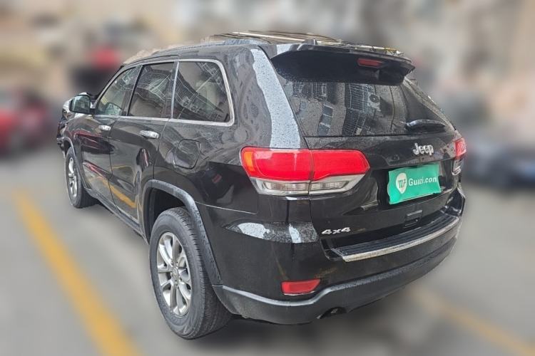 Used Jeep Grand Cherokee 2014 3.0TD Diesel Comfort Navigation Version Rear Left 45 Deg