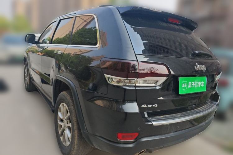 Used Jeep Grand Cherokee 2014 3.6L Elite Navigation Edition Rear Left 45 Deg