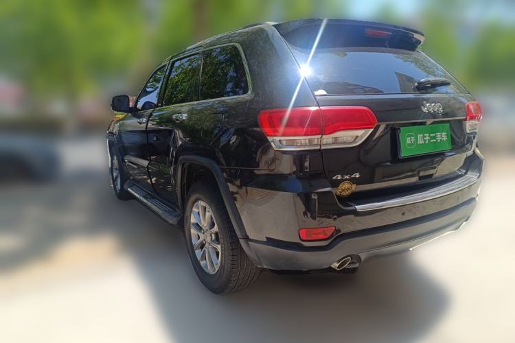 Used Jeep Grand Cherokee 2014 3.0L Comfort Navigation Edition Rear Left 45 Deg