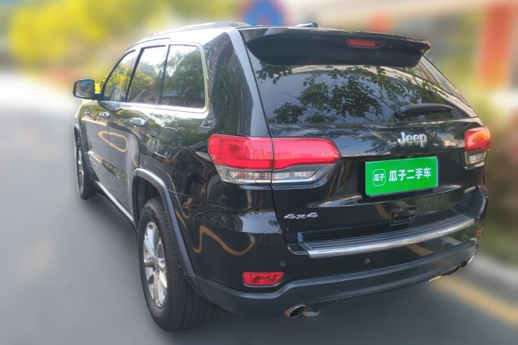 Used Jeep Grand Cherokee 2014 3.0L Comfort Navigation Edition Rear Left 45 Deg