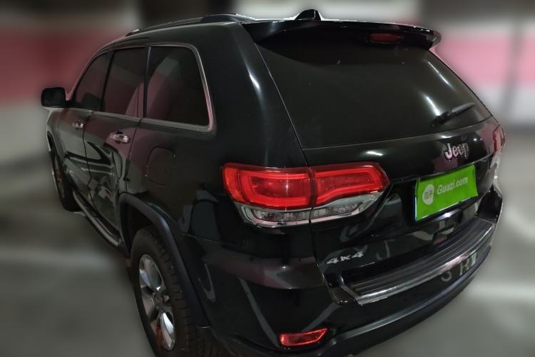 Used Jeep Grand Cherokee 2014 3.0L Comfort Navigation Edition Rear Left 45 Deg