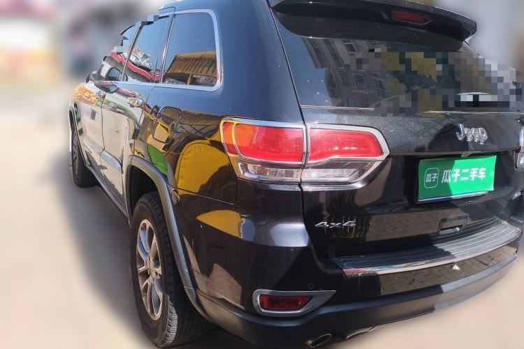 Used Jeep Grand Cherokee 2014 3.0L Comfort Navigation Edition Rear Left 45 Deg