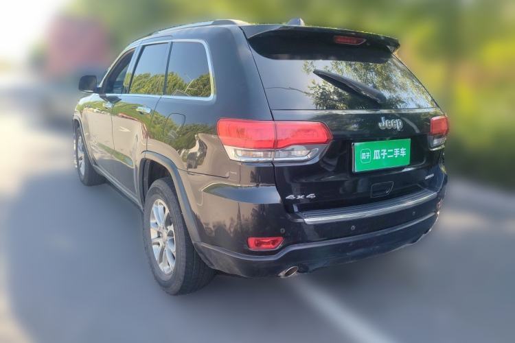 Used Jeep Grand Cherokee 2014 3.0L Comfort Navigation Edition Rear Left 45 Deg