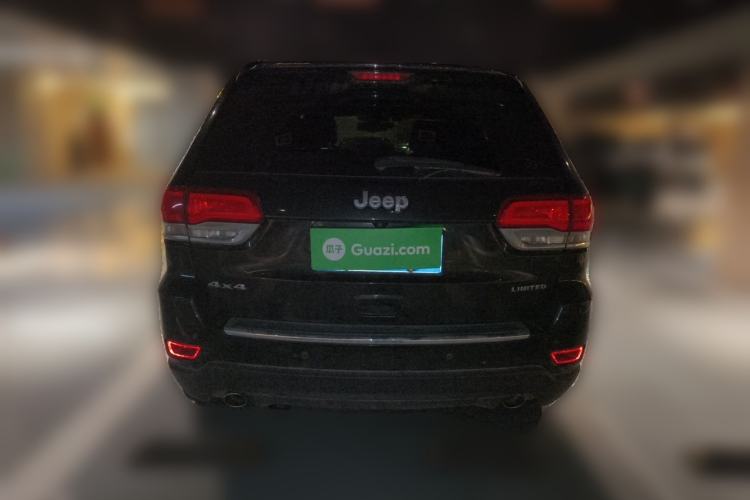 Used Jeep Grand Cherokee 2014 3.0L Comfort Navigation Edition Rear