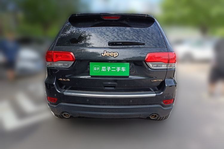 Used Jeep Grand Cherokee 2014 3.6L Elite Navigation Edition Rear