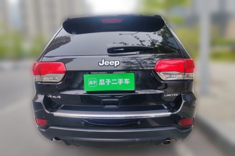 Used Jeep Grand Cherokee 2014 3.6L Elite Navigation Edition Rear