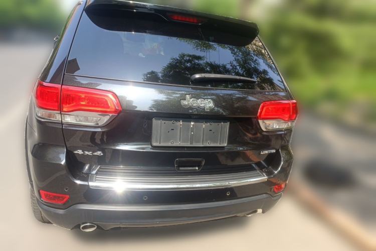 Used Jeep Grand Cherokee 2014 3.6L Elite Navigation Edition Rear
