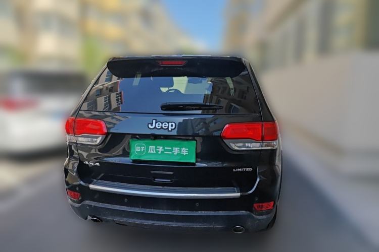 Used Jeep Grand Cherokee 2014 3.6L Elite Navigation Edition Rear