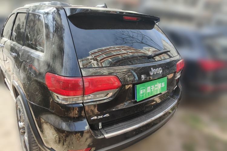Used Jeep Grand Cherokee 2014 3.6L Elite Navigation Edition Rear