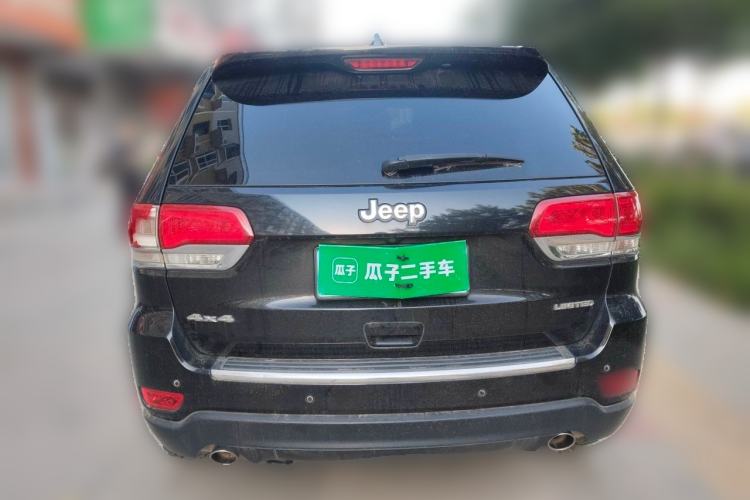 Used Jeep Grand Cherokee 2014 3.0L Comfort Navigation Edition Rear