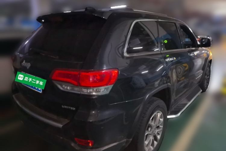 Used Jeep Grand Cherokee 2014 3.6L Elite Navigation Edition Rear Right 45 Deg