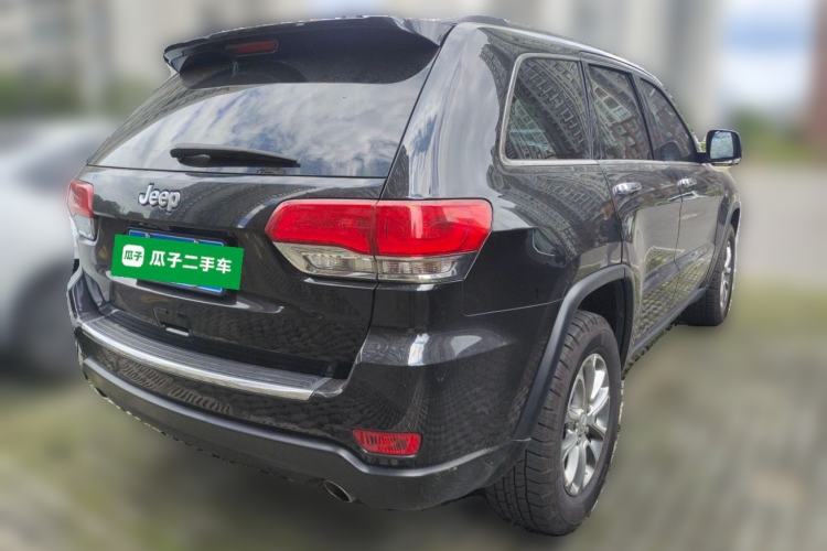 Used Jeep Grand Cherokee 2014 3.6L Elite Navigation Edition Rear Right 45 Deg