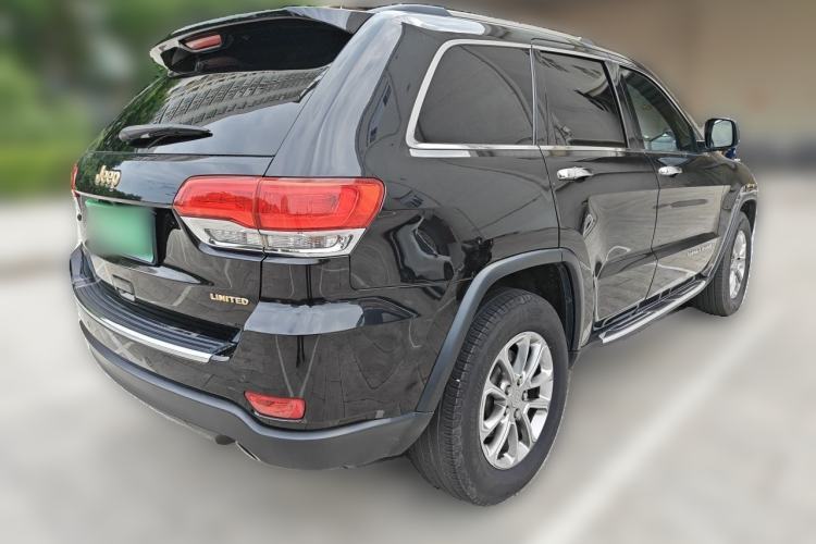 Used Jeep Grand Cherokee 2014 3.6L Elite Navigation Edition Rear Right 45 Deg