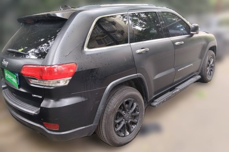 Used Jeep Grand Cherokee 2014 3.6L Elite Navigation Edition Rear Right 45 Deg