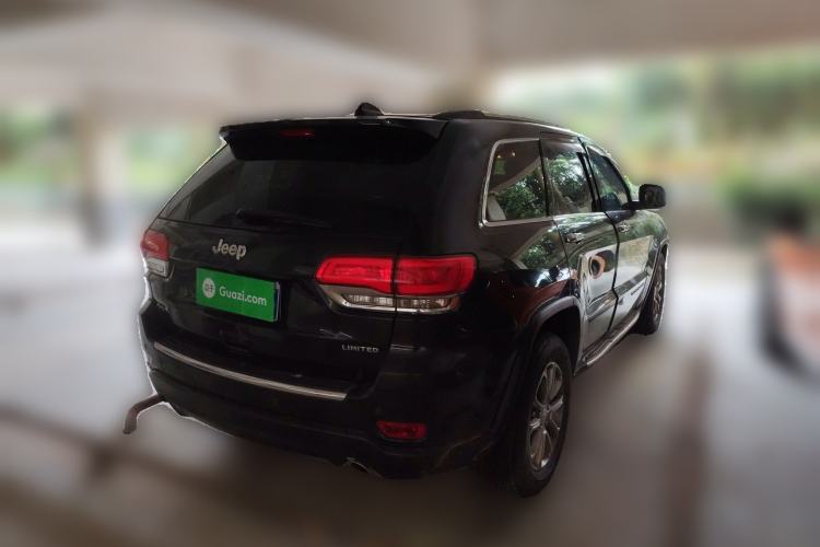 Used Jeep Grand Cherokee 2014 3.6L Elite Navigation Edition Rear Right 45 Deg