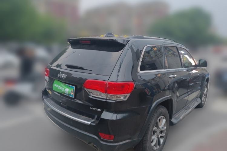 Used Jeep Grand Cherokee 2014 3.6L Elite Navigation Edition Rear Right 45 Deg