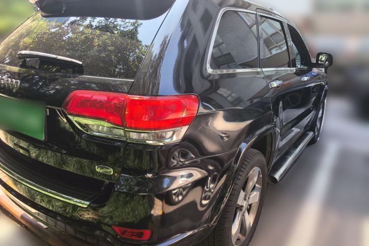 Used Jeep Grand Cherokee 2014 3.6L Elite Navigation Edition Rear Right 45 Deg