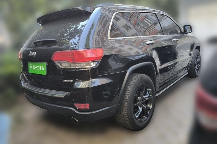 Used Jeep Grand Cherokee 2014 3.6L Elite Navigation Edition Rear Right 45 Deg