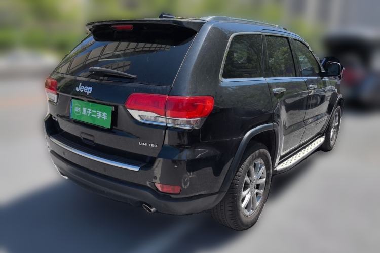 Used Jeep Grand Cherokee 2014 3.6L Elite Navigation Edition Rear Right 45 Deg
