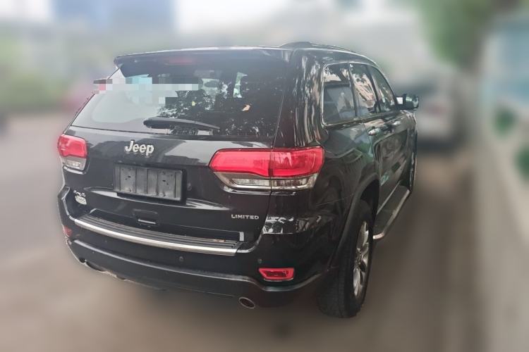 Used Jeep Grand Cherokee 2014 3.0L Comfort Navigation Edition Rear Right 45 Deg