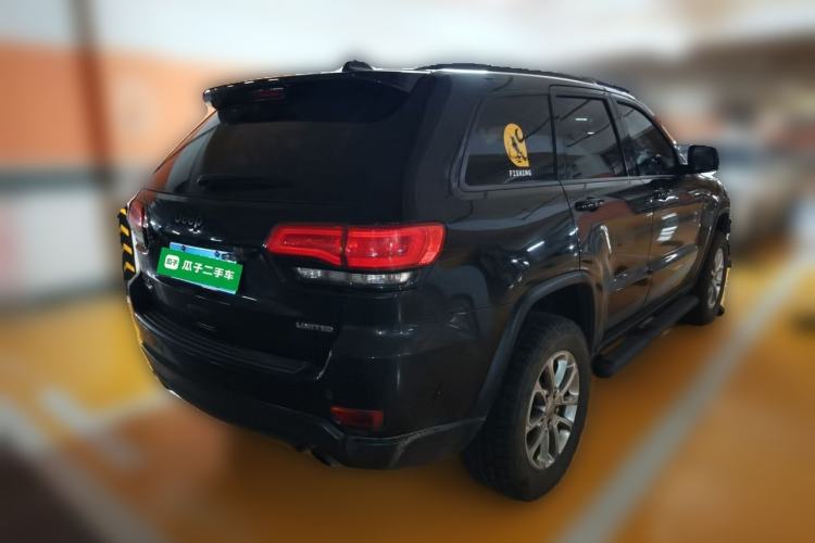 Used Jeep Grand Cherokee 2014 3.0TD Diesel Comfort Navigation Version Rear Right 45 Deg