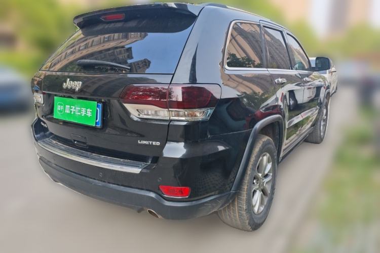 Used Jeep Grand Cherokee 2014 3.6L Elite Navigation Edition Rear Right 45 Deg