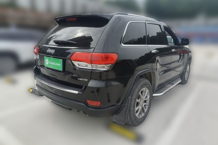 Used Jeep Grand Cherokee 2014 3.6L Elite Navigation Edition Rear Right 45 Deg