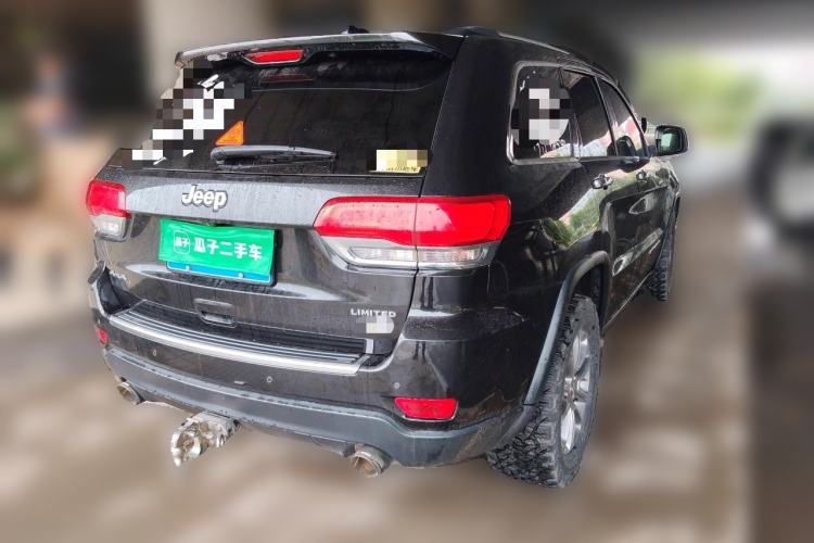 Used Jeep Grand Cherokee 2014 3.0L Comfort Navigation Edition Rear Right 45 Deg