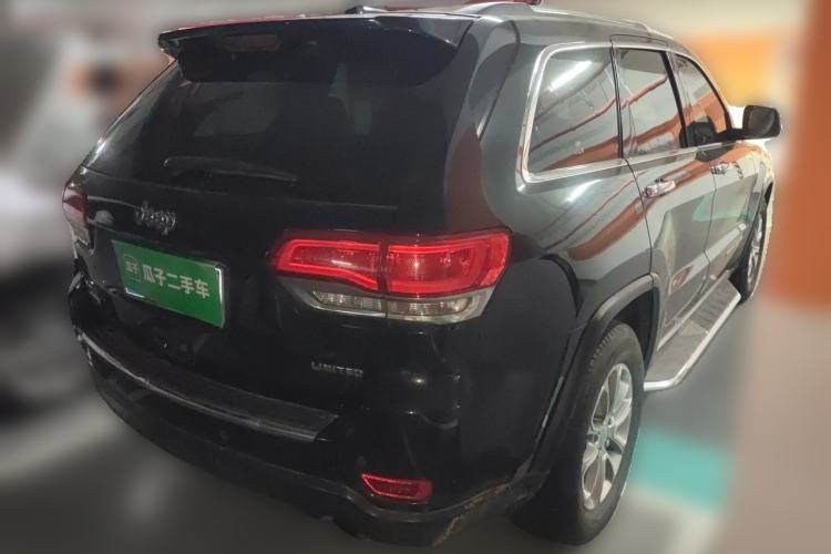 Used Jeep Grand Cherokee 2014 3.0TD Diesel Comfort Navigation Version Rear Right 45 Deg