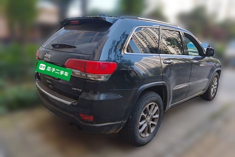 Used Jeep Grand Cherokee 2014 3.0TD Diesel Comfort Navigation Version Rear Right 45 Deg