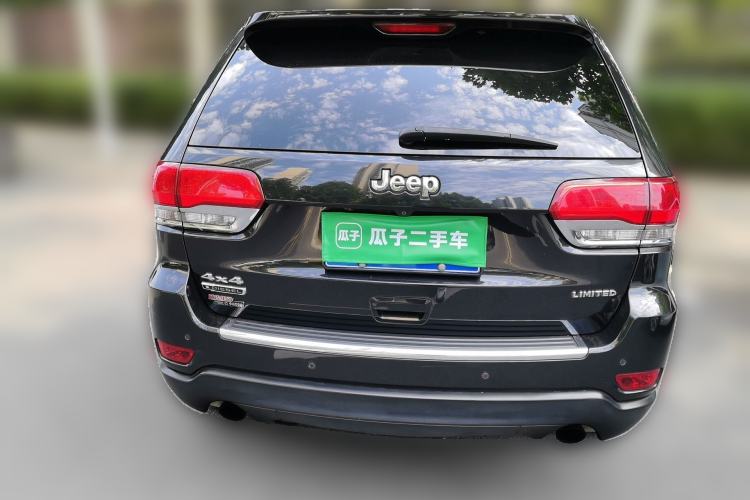 Used Jeep Grand Cherokee 2014 3.0TD Diesel Comfort Navigation Version Rear