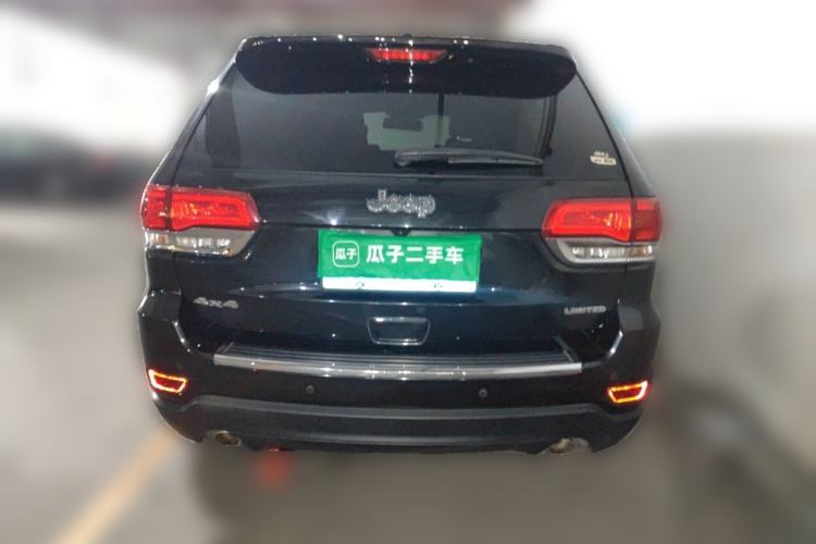 Used Jeep Grand Cherokee 2014 3.0L Comfort Navigation Edition Rear
