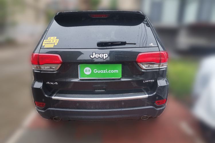 Used Jeep Grand Cherokee 2014 3.0L Comfort Navigation Edition Rear