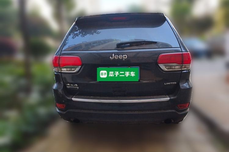 Used Jeep Grand Cherokee 2014 3.0TD Diesel Comfort Navigation Version Rear