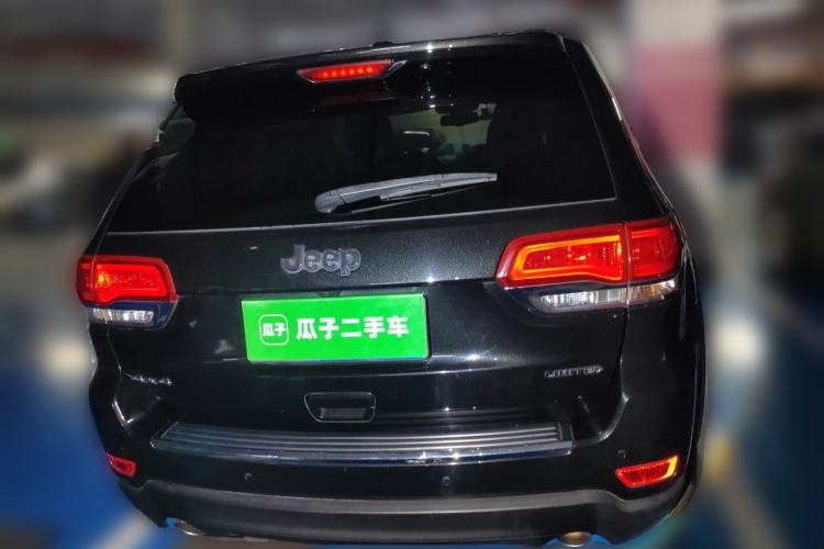 Used Jeep Grand Cherokee 2014 3.0L Comfort Navigation Edition Rear