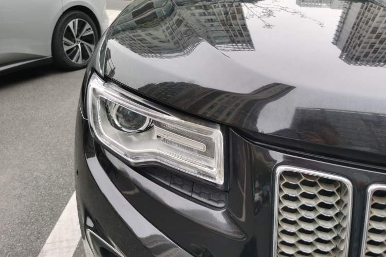 Used Jeep Grand Cherokee 2014 3.0TD Diesel Comfort Navigation Version Right Front Headlight