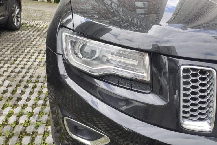 Used Jeep Grand Cherokee 2014 3.6L Elite Navigation Edition Right Front Headlight