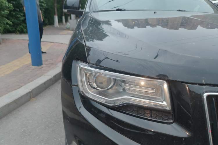 Used Jeep Grand Cherokee 2014 3.6L Elite Navigation Edition Right Front Headlight