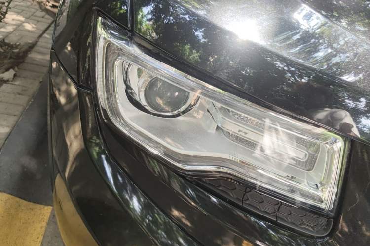 Used Jeep Grand Cherokee 2014 3.0L Flagship Zunyue Edition Right Front Headlight